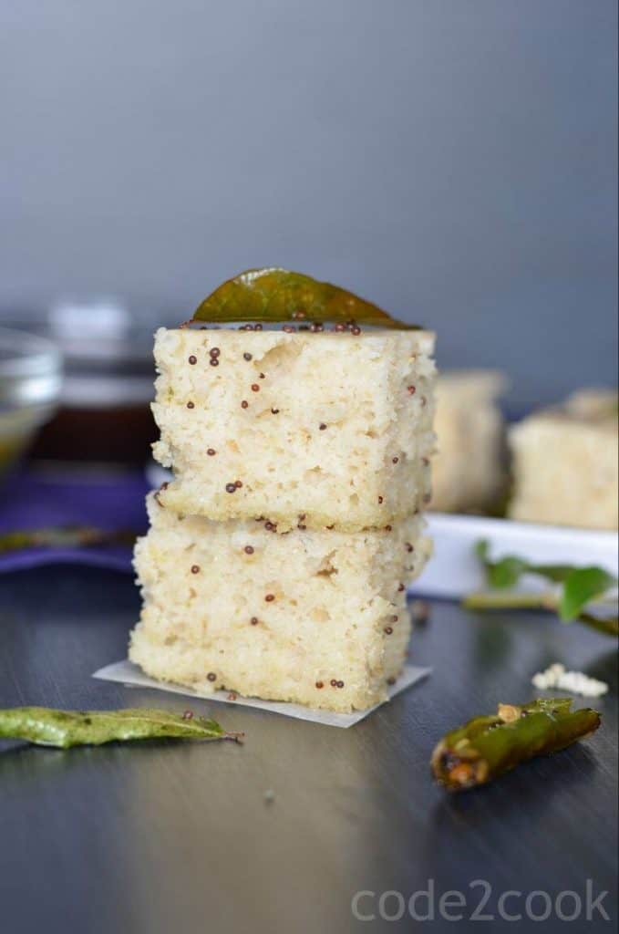 Oats Dhokla Recipe | Instant Oats Dhokla | Instant Oats Rava Dhokla Oats dhokla is the instant dhokla recipe with oats flour, semolina and curd in equal portions, which is a savory and steamed snack or a great breakfast or a great meal in itself. Seasoned with mustard seeds, curry leaves and green chilies this oats dhokla is a perfect guilt-free food to consume.