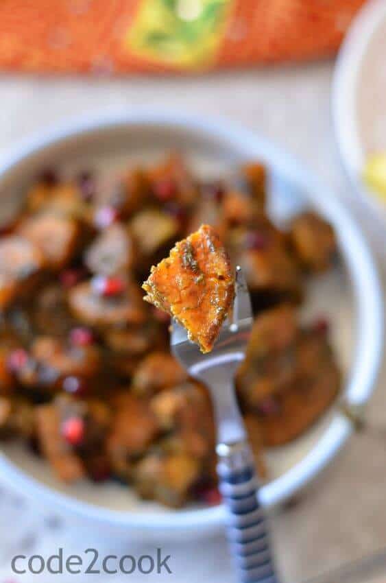 Shakarkand Ki Chat | Sweet Potato Chat North Indian Street Food | Navratri Meal Plan Day 1 Shakarkand ki chat or sweet potato chat is a popular North Indian street food which is tangy and spicy at the same time. This is also a common ingredient to consume during fasting days (Navratri, Ekadshi, Janamashtmi).