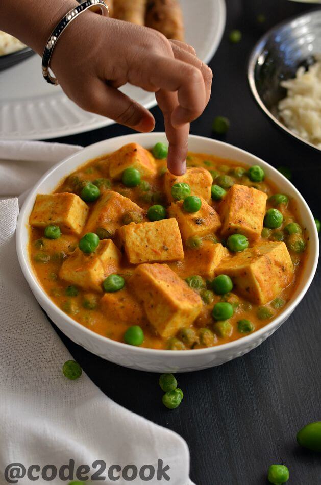 Vegan Matar Paneer Recipe | Tofu Matar Recipe | Tofu Matar Masala Vegan matar paneer is a vegan version of the most popular Indian matar paneer. Tofu is a perfect substitute for paneer to make a vegan version of matar paneer. Shallow fry tofu cubes and peas are cooked in mildly spiced tomato-cashew gravy to make this vegan matar paneer. Tofu matar masala is a delicious vegan curry.